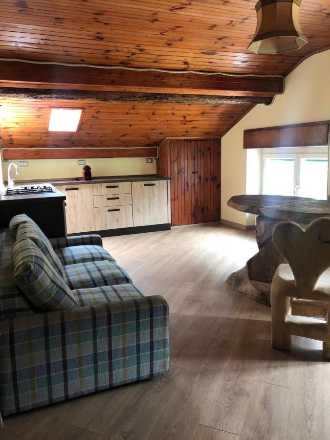 La Mansarda Di Casa Vacanze La Vite Bordogna المظهر الخارجي الصورة