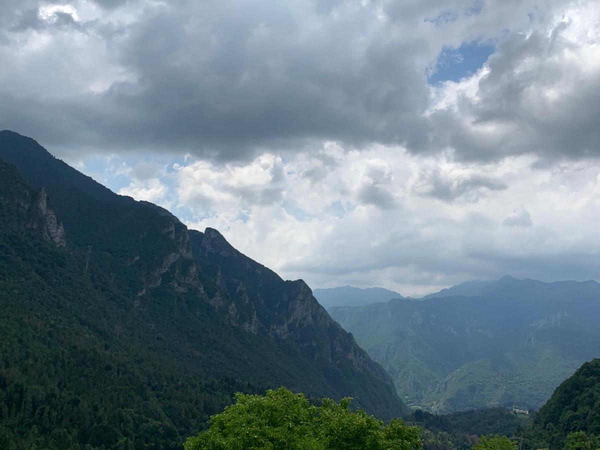 La Mansarda Di Casa Vacanze La Vite Bordogna المظهر الخارجي الصورة